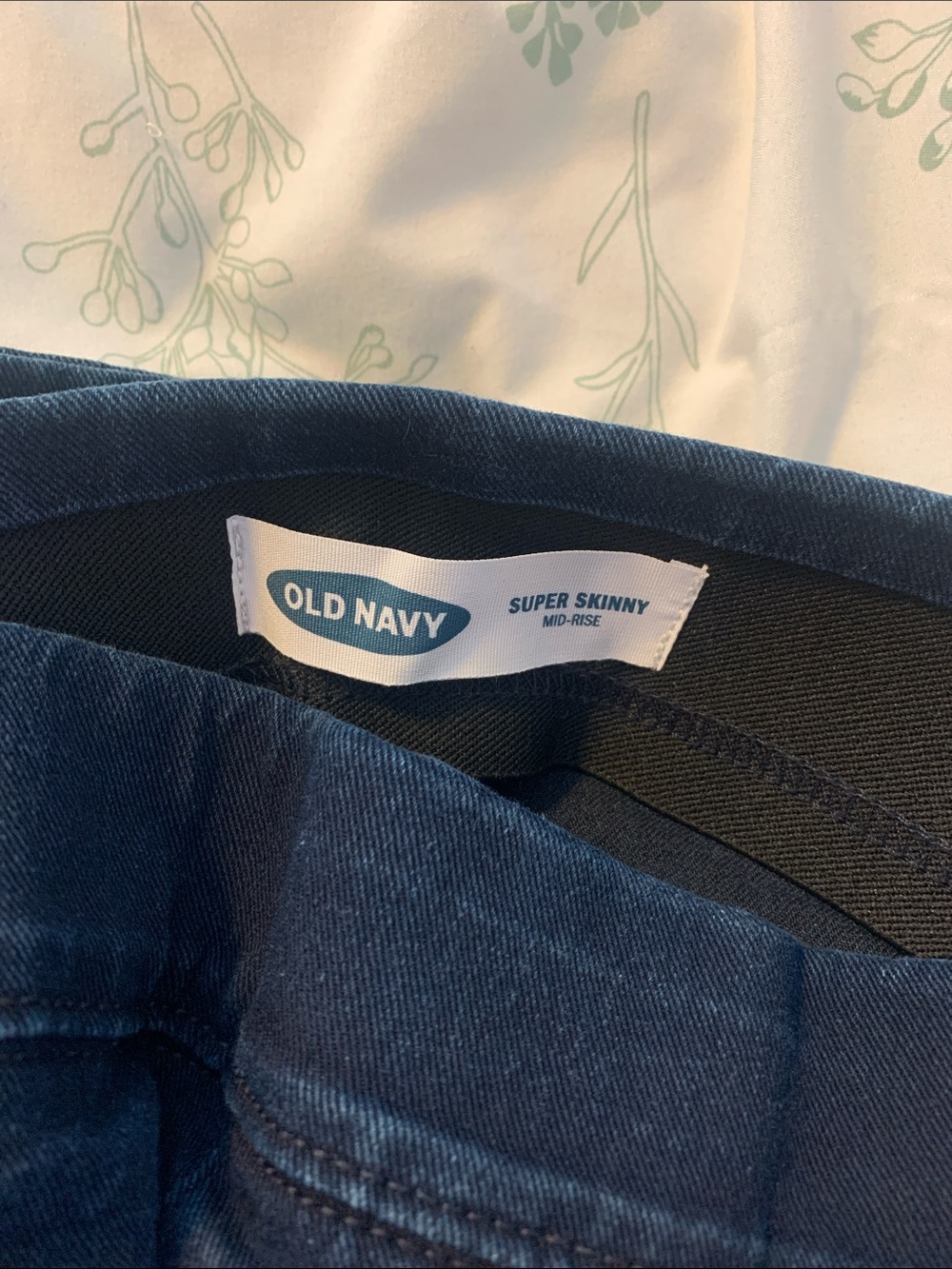 3PR Old Navy Jeans Size 18 Sweetheart Bootcut Kicker Bootcut Super Skinny - Picture 2 of 4